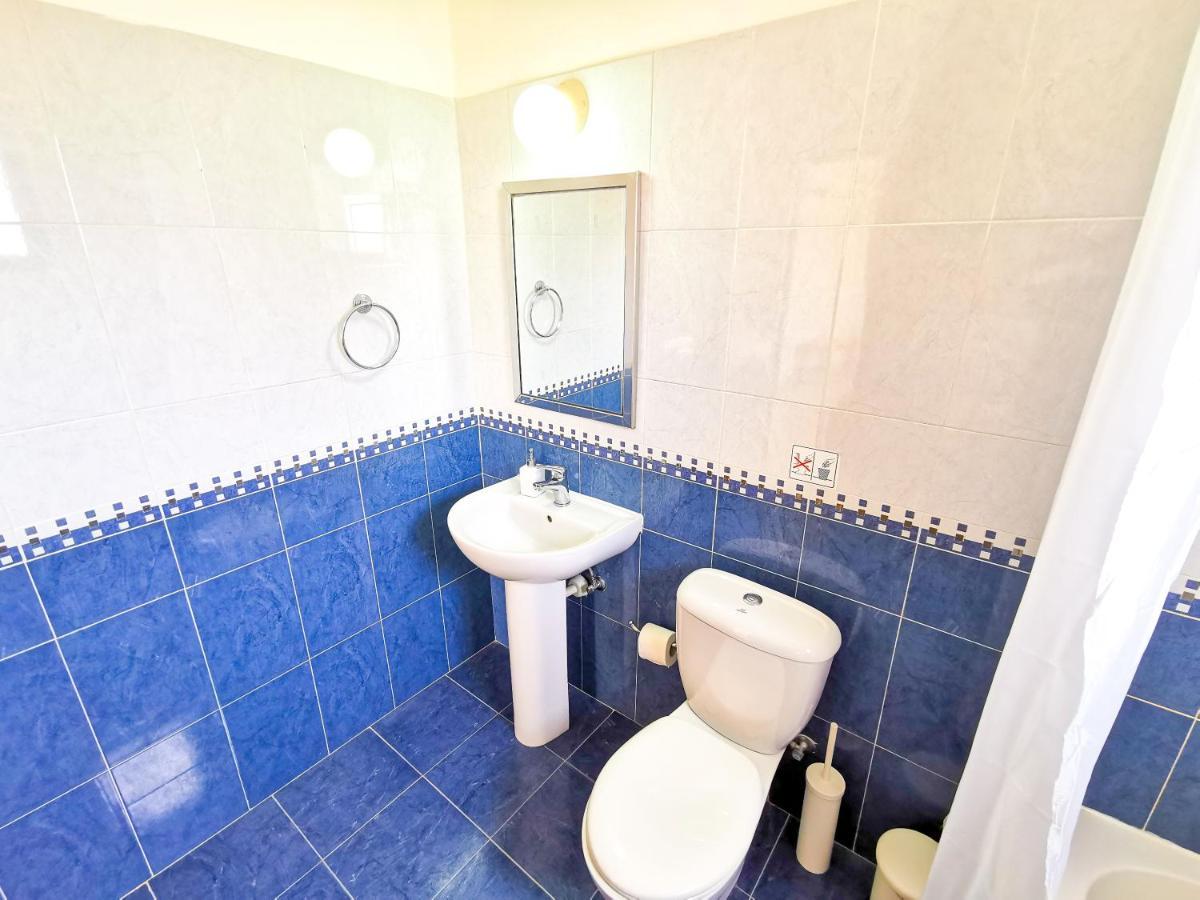 Sunny Pool Apartment Ворокліні Екстер'єр фото